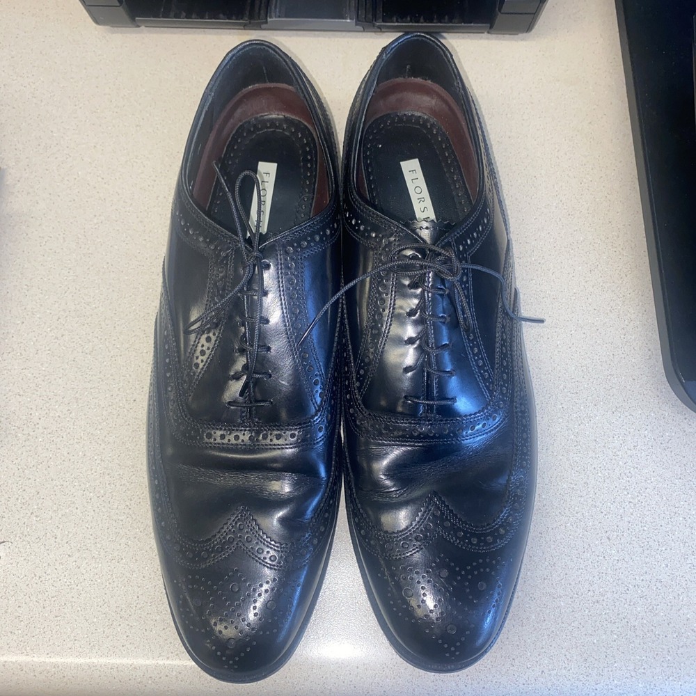 Florsheim Mens Black Wingtip Oxfords Size 11 B